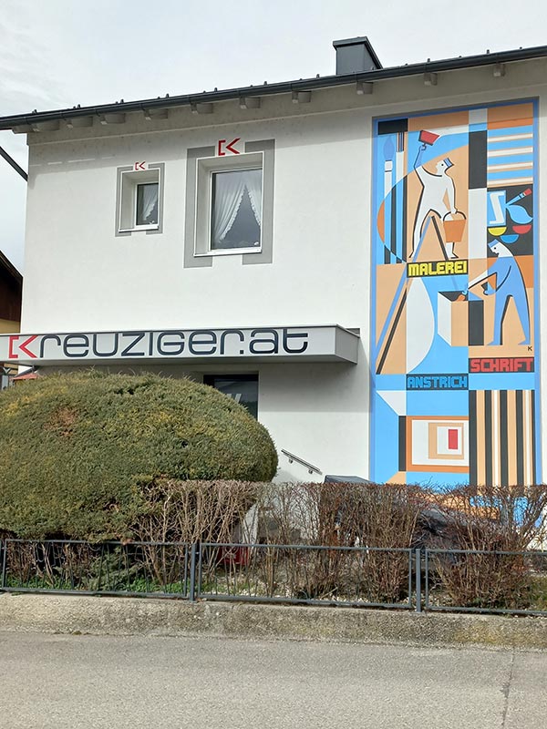 Farbenhandel Kreuziger moderne Fassade