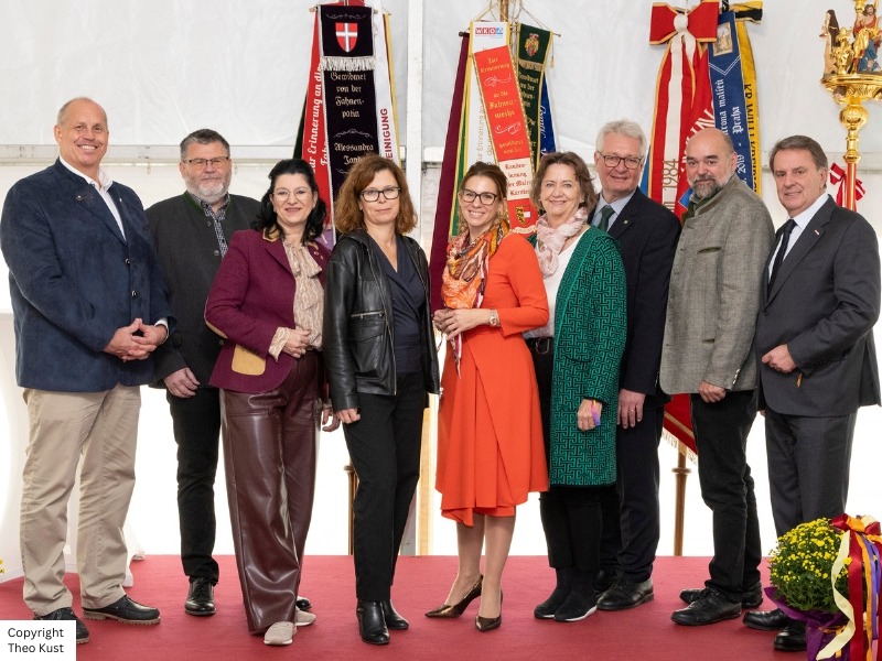 100 Jahre Malerschule Leesdorf - Ehrengaeste 3